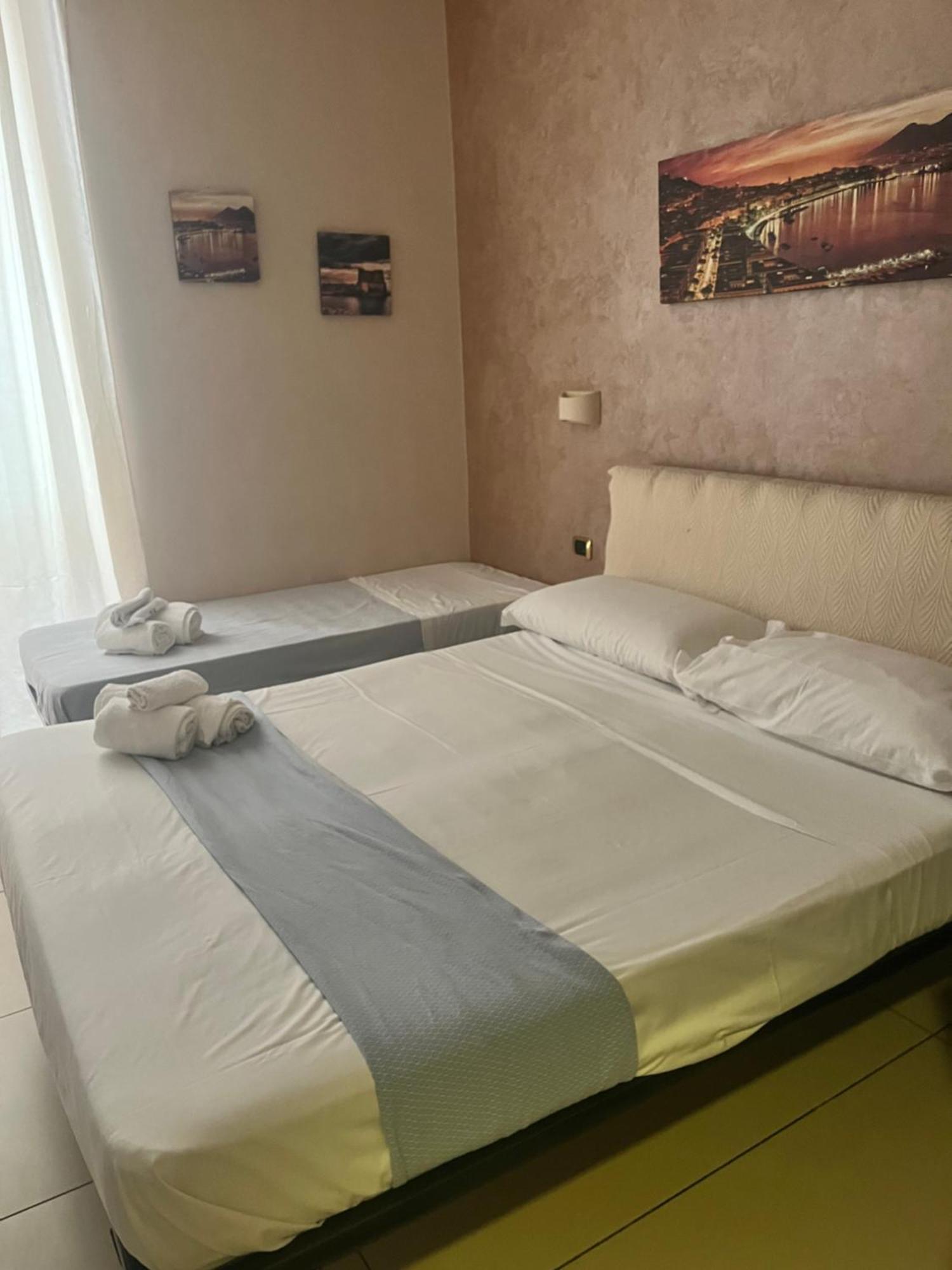 International Hotels Napoli Eksteriør billede
