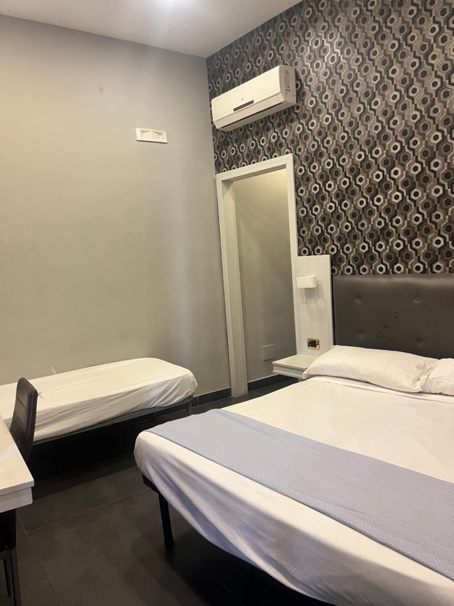 International Hotels Napoli Eksteriør billede