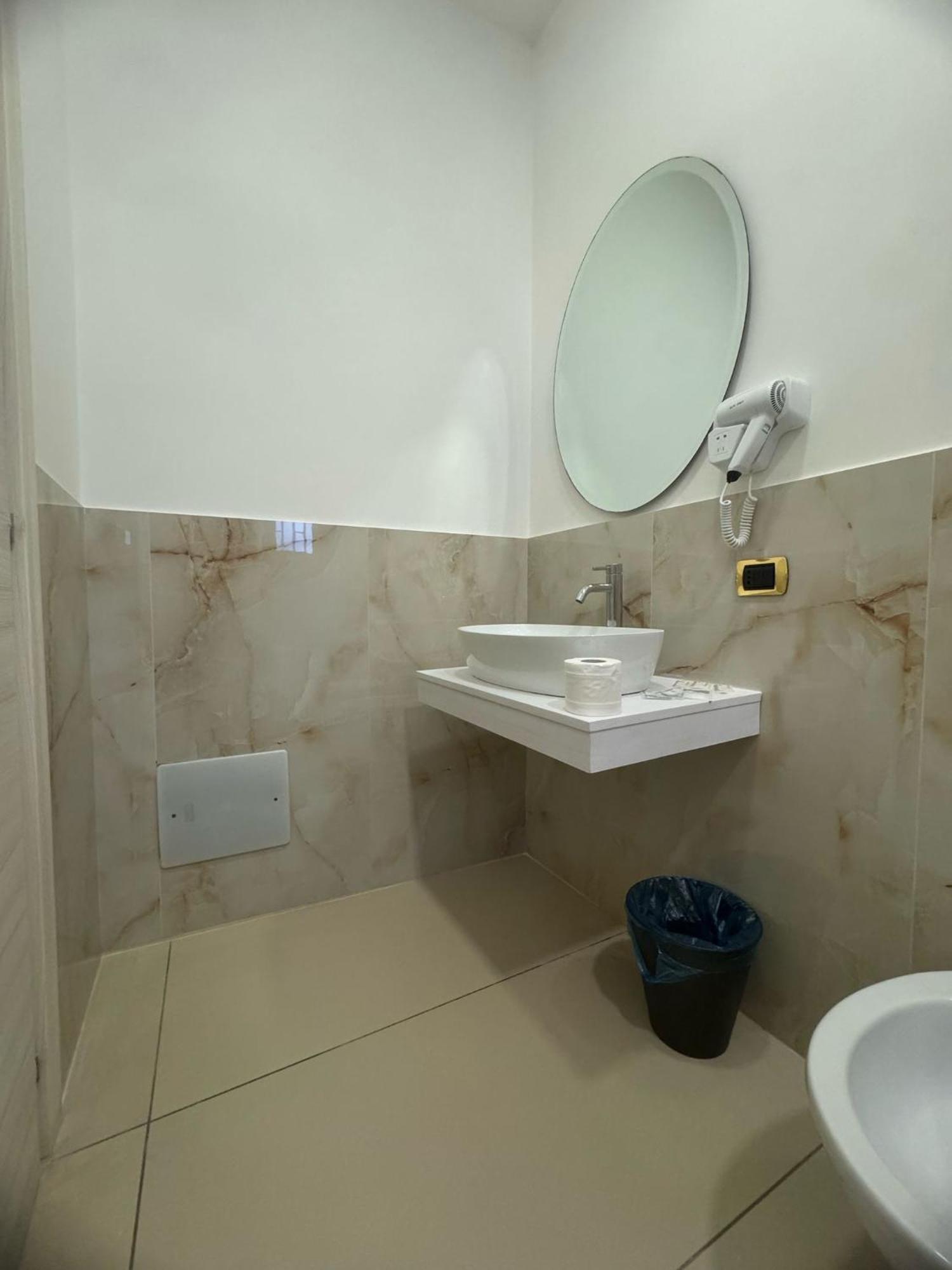International Hotels Napoli Eksteriør billede